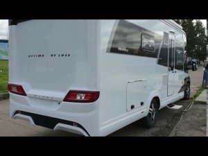 Автодом с большой ванной комнатой Hobby Optima De Luxe T75HF