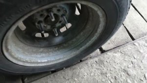Переварил плуг от мотоблока мтз 09 на самодельным минитракторе. готовлю к пахоте