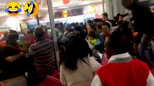 ДИКАЯ ЧЕРНАЯ ПЯТНИЦА В США | ДРАКИ НА ЧЕРНУЮ ПЯТНИЦУ В АМЕРИКЕ |  black friday 2021