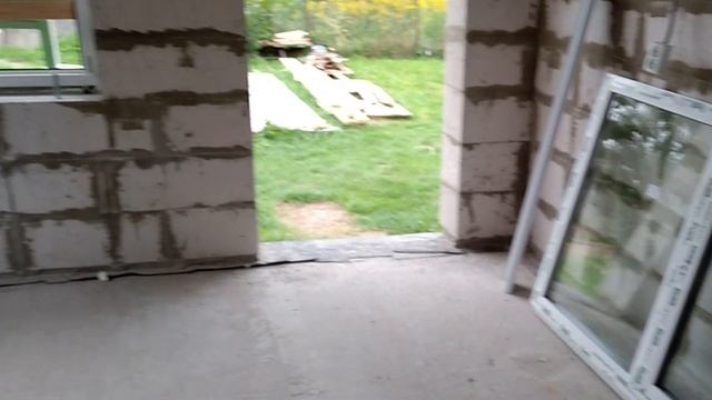 Ремонт на даче. Ставим окна в пристройку из газосиликатного блока.