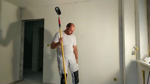 Нанесення шпаклівки валиком L'outil Parfait. смотреть онлайн