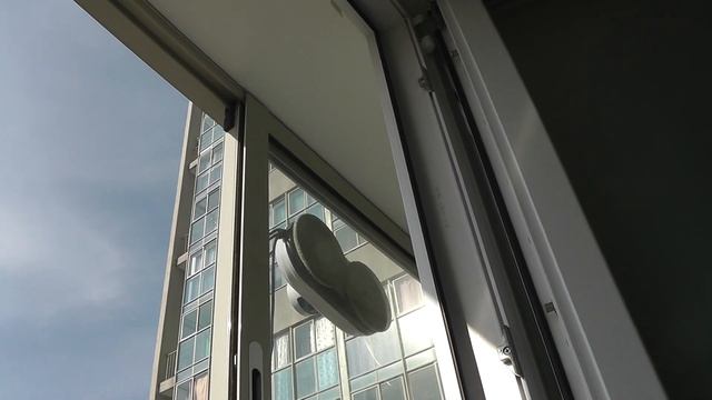 Обзор. Pобот Mойщик Oкон PhoReal FR-S60 не моет окна. смотреть онлайн