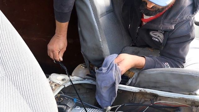 Холодильщики Мотористы. Ремонт ГБЦ Исузу Миди на щебенке во дворе ФИНАЛ смотреть онлайн