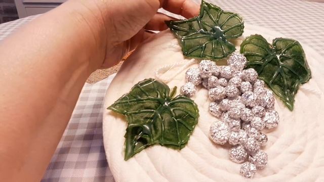 #поделкисамоделки DIY ❄️   ПАННО ИЗ СТАРЫХ БИНТОВ И ФОЛЬГИ...