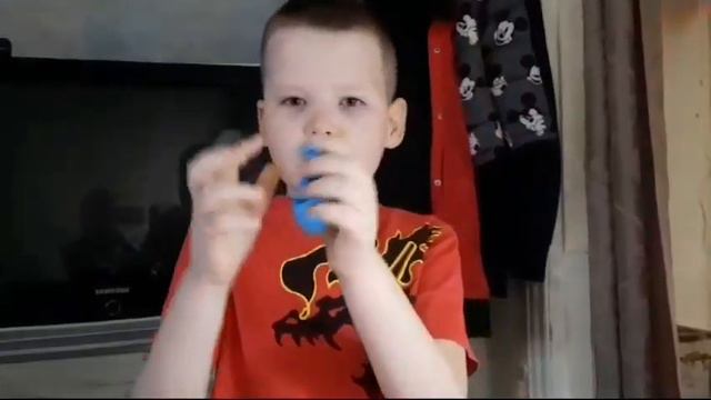 показываю как сделать пушку в домашних условия из шарика и шприца смотреть онлайн