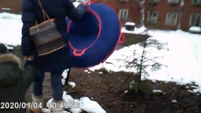 А что они там делают и как живут? смотреть онлайн