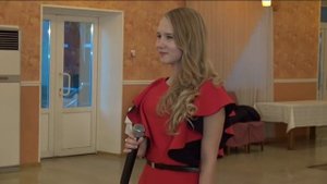 сестра поет песню на свадьбе старшего брата