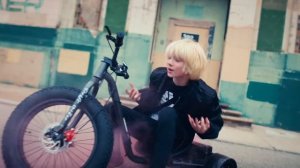 MATT OX - "YEAH YEAH" (Official Music Video)