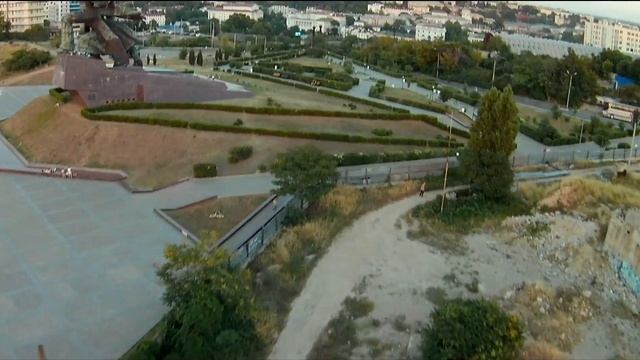 Памятник солдату и матросу