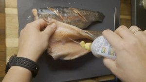 Рыба целиком, запечённая в духовке - форель в сливках с овощами #какзапечьрыбу #рыбавдуховке #форел