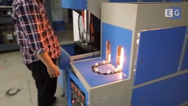 Станок для выдува ПЭТ бутылок TH-B6000 смотреть онлайн