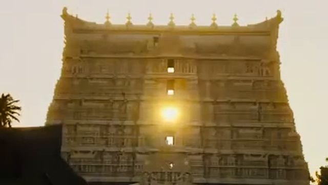 *Shree Padmanabhaswamy Temple смотреть онлайн