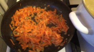 ЗЕЛЁНЫЙ БОРЩ СО ЩАВЕЛЕМ, ШПИНАТОМ И КРАПИВОЙ/Национальная еда