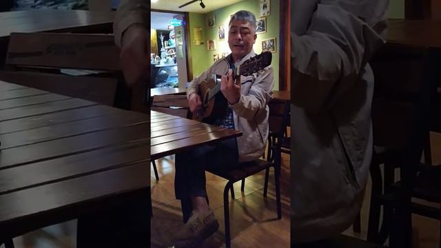 Дорога к маме. На гитаре смотреть онлайн