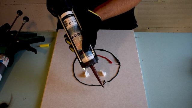 Praktyczne porównanie wyciskaczy do tub | wolfcraft смотреть онлайн