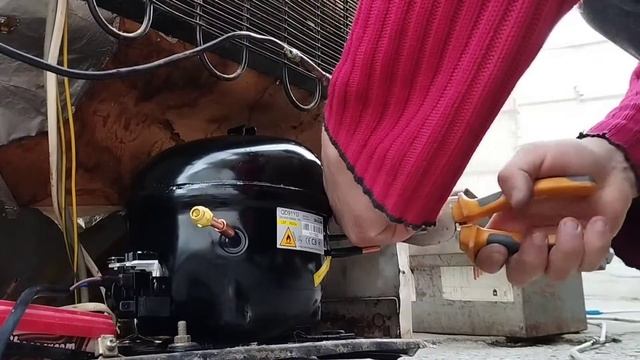 Замена компрессора холодильника смотреть онлайн