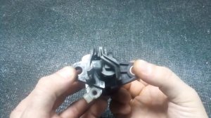 Замок багажника. Ауди100 44к (седан).