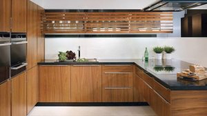 Дизайн кухни под дерево.