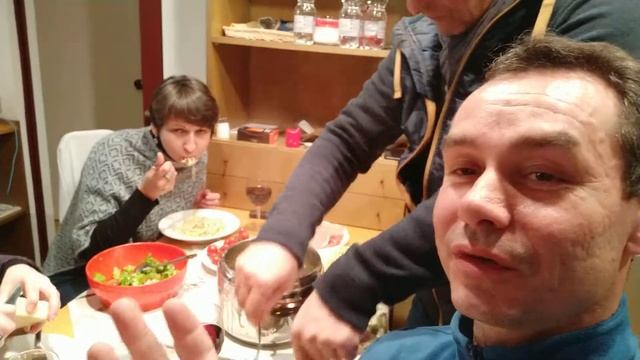 ВВК Первый Раз Венеция спагетти карбонара дома смотреть онлайн