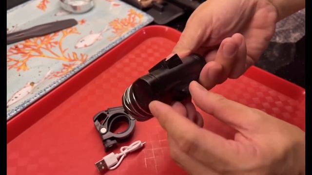 MyUnboxingSeries - Super Bright LED Bicycle Headlight with Focus Adjustment смотреть онлайн
