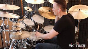 Gavin Harrison - "Threatening War" by The Pineapple Thief