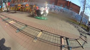 Медленно минуты уплывают в даль!