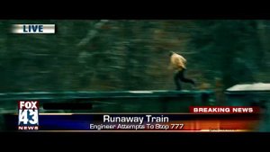 Бармс пытается в ручную затормозить последний вагон. Неуправляемый (2010) год.