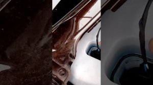 Duster. 2017-18 год.Устранения стука бочка омывателя.