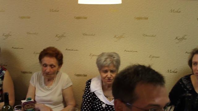 Фрагмент встречи 22.05.2012 в кафе Хомяк смотреть онлайн