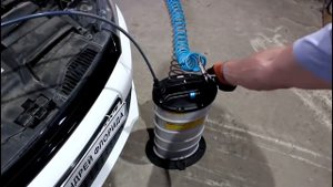 Замена масла и фильтров в двигателе на Volkswagen Scirocco 1,4 Фольксваген Сцироко 2012 г