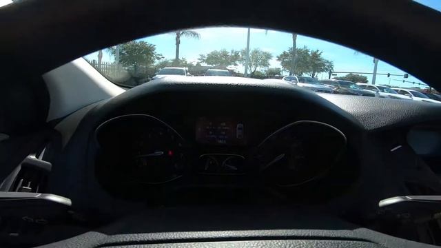 2016 Ford Focus SE Inside Out смотреть онлайн