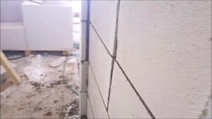 Почему газосиликат,пенобетон,кладут на раствор.