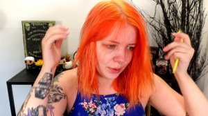 I Tried A Orange & Black Split Dye At Home ?