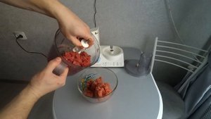 Фарш домашний. Очень вкусный и нежный. Простой рецепт. При помощи кухонного комбайна.