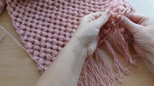 ?Бахрома из пряжи. Как сделать бахрому из пряжи в шарфике?♀️