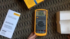 Unboxing - Fluke 87 V True RMS Multimeter