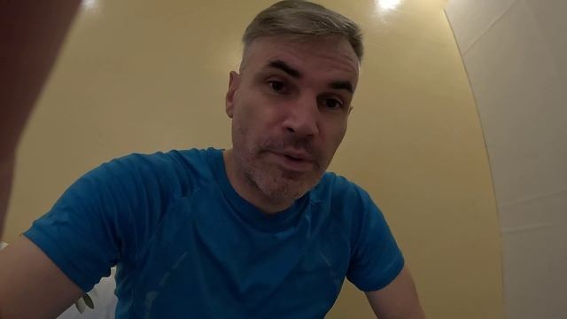 БЫТЬ НА ПОВОДКЕ У ФИЛИППИНКИ  или  СОДЕЖАТЬ ФИЛИППИНКУ и ЕЁ СЕМЪЮ ?