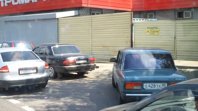 Обгон справа. Чудом увернулся. смотреть онлайн