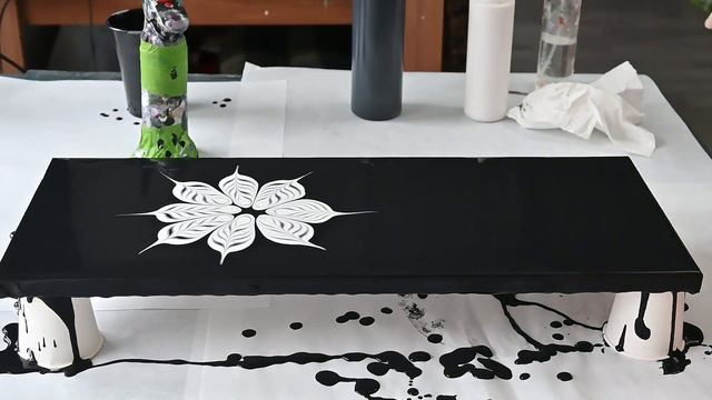 (750) BLACK and WHITE ~ EASY flower painting with ACRYLICS and NAPKIN ~ Dip & Lip ~ Acrylic pouring смотреть онлайн