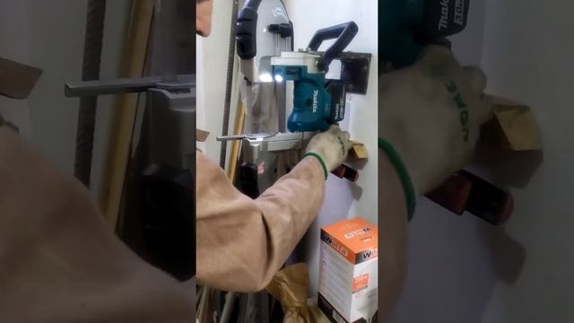 Ленточная пила Макита!! смотреть онлайн