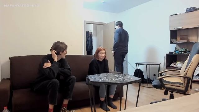 ИРЛ ПРАНК / ИЗГОНЯЮЩИЙ ДЬЯВОЛА ИЗ ЭМИЛИ РОУЗ