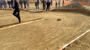 Машины на пульте управления с ДВС на бензине на скорости 60 км/ч