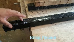 Ваймы из профильной трубы. Склеить щит на ваймах.