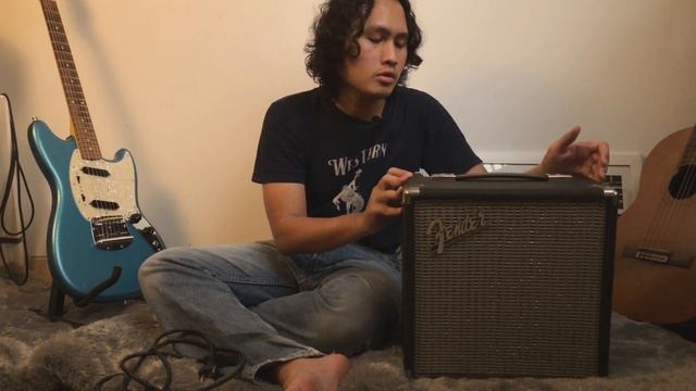 Unboxing Fender Rumble 15 #guitar #bassamplifier #overdrive