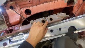 Ремонт стаканов, внутренних крыльев  и передних лонжеронов Suzuki Escudo