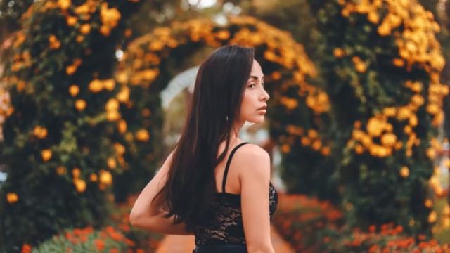 Hare Krishna Mantra Reggae Style by C C White смотреть онлайн