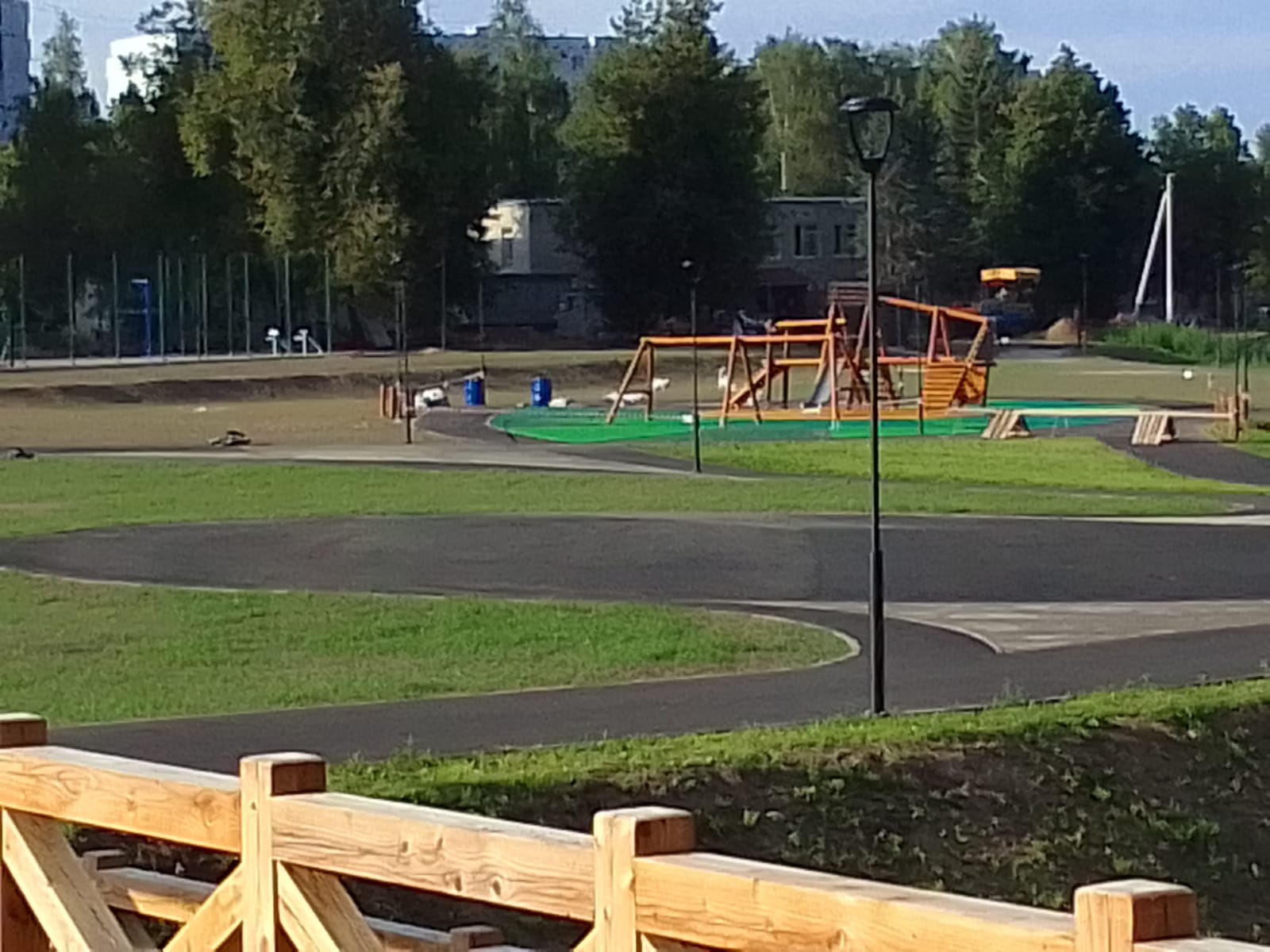 Псков, улица Инженерная, Новая парковая зона