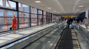 Аэропорт Шереметьево, Москва. Ночуем в "Сове" в Исаково. Летим в Н.Новгород. 18.05.2024.