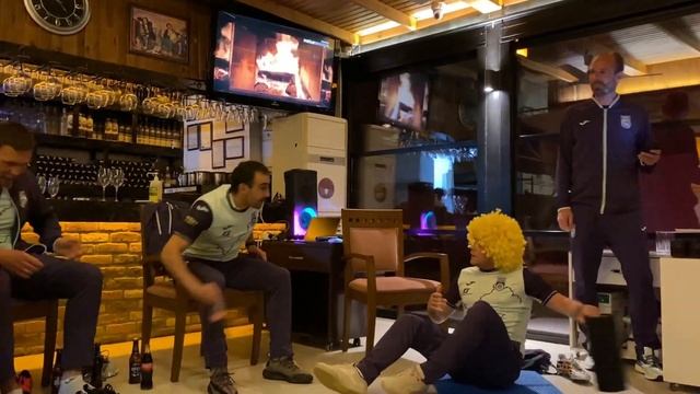 «Дневник сборов» / Командный ужин / Один день футболистов глазами тренеров смотреть онлайн