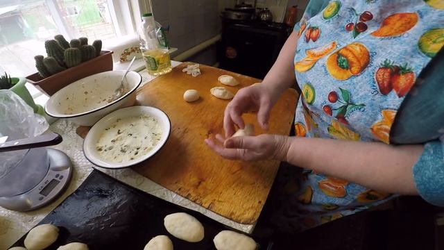 Горячие пирожки на Страстную пятницу! Вели́кая пя́тница 14 апреля © 2017 год. Урюпинск. Home video смотреть онлайн